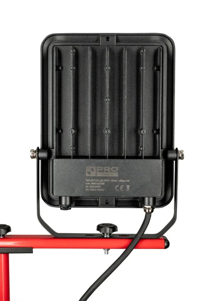 Reflektor LED ze statywem w pokrowcu Pro 16000LM 2x100W IP65 2.jpg